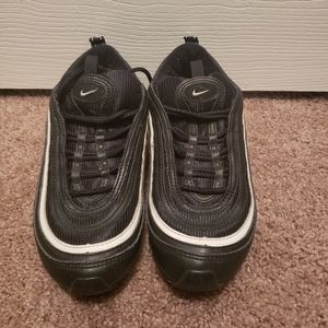 Black Airmax 97 | Size 4 youth